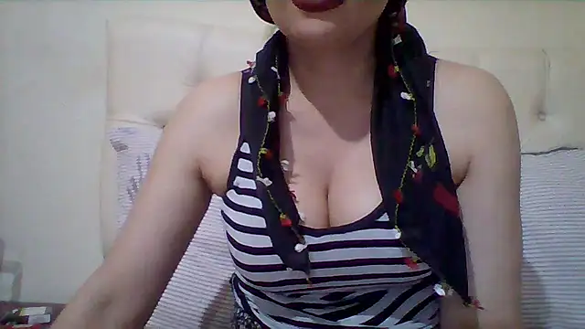 Snapshot of busex25 chatting on 06-30-26, 09:15 busex25 online show from 06-30-26, 09:15