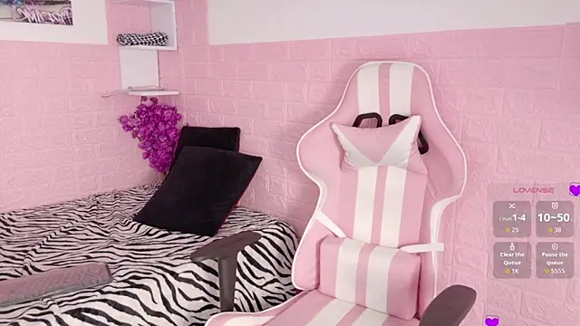 Sophi Sweet11 online show from 05-29-26, 01:17