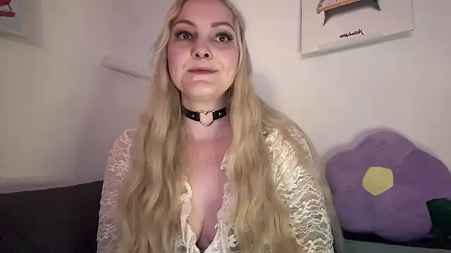 LoveAliceXXX online show from 04-08-26, 07:37