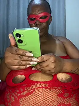 BoobsQueeen online show from 05-31-26, 01:11