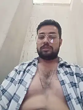 Snapshot of herochoclateboy chatting on 05-29-26, 04:57 herochoclateboy online show from 05-29-26, 04:57