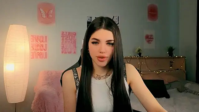 Snapshot of molly_rettyy chatting on 04-07-26, 04:14 molly rettyy online show from 04-07-26, 04:14