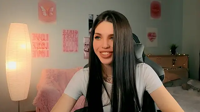 Snapshot of molly_rettyy chatting on 04-02-26, 04:30 molly rettyy online show from 04-02-26, 04:30