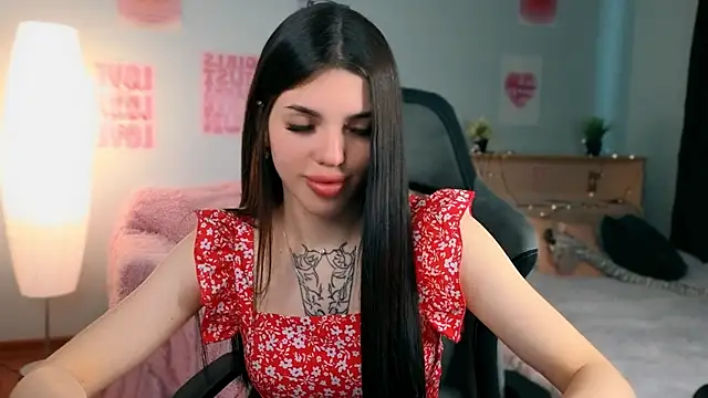 Snapshot of molly_rettyy chatting on 05-22-26, 04:21 molly rettyy online show from 05-22-26, 04:21