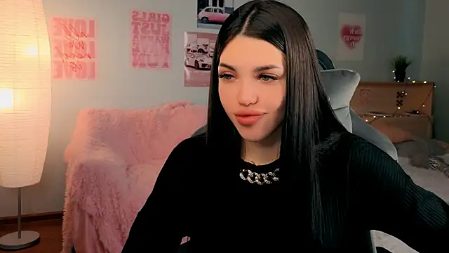Snapshot of molly_rettyy chatting on 04-19-26, 04:35 molly rettyy online show from 04-19-26, 04:35