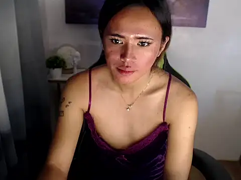 Snapshot of _Flirtyprincess_ chatting on 04-23-26, 12:29 Flirtyprincess online show from 04-23-26, 12:29