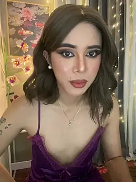 Snapshot of _Flirtyprincess_ chatting on 04-27-26, 12:14 Flirtyprincess online show from 04-27-26, 12:14