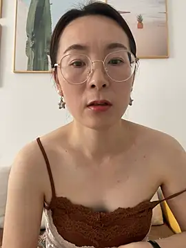 Snapshot of you-520 chatting on 07-05-26, 04:19 you-520 online show from 07-05-26, 04:19