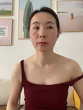 Snapshot of you-520 chatting on 05-29-26, 04:07 you-520 online show from 05-29-26, 04:07