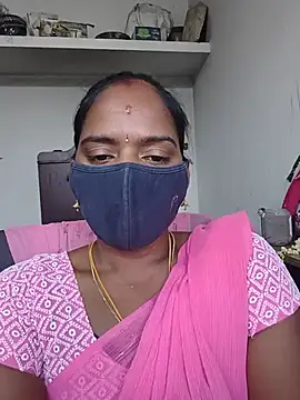 Snapshot of Tamil_Sangeetha chatting on 06-17-26, 12:15 Tamil Sangeetha online show from 06-17-26, 12:15