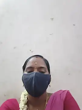 Snapshot of Tamil_Sangeetha chatting on 06-25-26, 05:12 Tamil Sangeetha online show from 06-25-26, 05:12