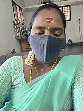Snapshot of Tamil_Sangeetha chatting on 07-07-26, 06:58 Tamil Sangeetha online show from 07-07-26, 06:58