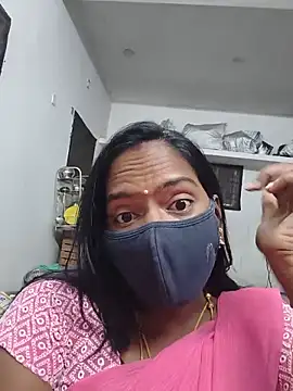 Snapshot of Tamil_Sangeetha chatting on 06-18-26, 12:31 Tamil Sangeetha online show from 06-18-26, 12:31