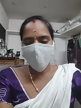 Snapshot of Tamil_Sangeetha chatting on 07-14-26, 05:08 Tamil Sangeetha online show from 07-14-26, 05:08