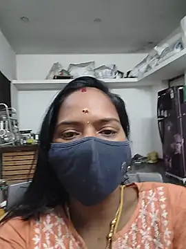 Snapshot of Tamil_Sangeetha chatting on 06-01-26, 10:42 Tamil Sangeetha online show from 06-01-26, 10:42