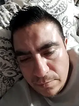 Snapshot of Manuel3910 chatting on 05-03-26, 12:27 Manuel3910 online show from 05-03-26, 12:27