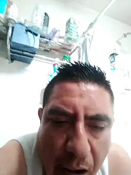 Snapshot of Manuel3910 chatting on 05-16-26, 10:53 Manuel3910 online show from 05-16-26, 10:53