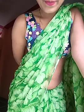 Snapshot of Curvy_Sanaya chatting on 04-07-26, 10:17 Curvy Sanaya online show from 04-07-26, 10:17
