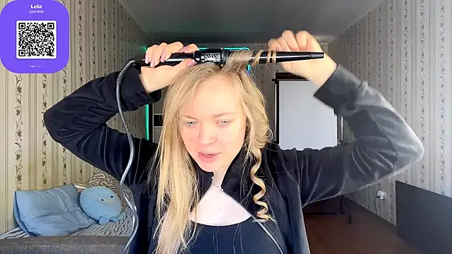 LolaZola online show from 04-19-26, 07:20