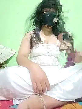 Snapshot of Dola_mone chatting on 03-29-26, 01:02 Dola mone online show from 03-29-26, 01:02