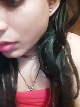 Snapshot of SweetTsAngel chatting on 05-15-26, 08:29 SweetTsAngel online show from 05-15-26, 08:29
