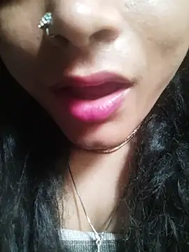 Snapshot of SweetTsAngel chatting on 04-17-26, 03:09 SweetTsAngel online show from 04-17-26, 03:09