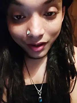 Snapshot of SweetTsAngel chatting on 04-22-26, 03:19 SweetTsAngel online show from 04-22-26, 03:19