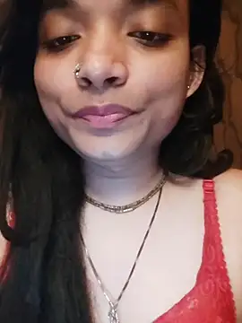 Snapshot of SweetTsAngel chatting on 06-19-26, 06:25 SweetTsAngel online show from 06-19-26, 06:25
