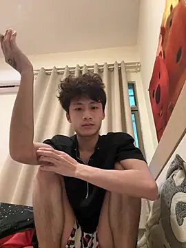 Snapshot of sexyboy-3525 chatting on 05-09-26, 05:00 sexyboy-3525 online show from 05-09-26, 05:00