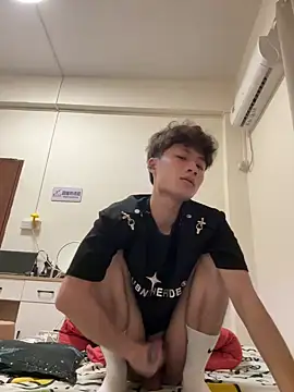 sexyboy-3525 online show from 06-03-26, 02:33