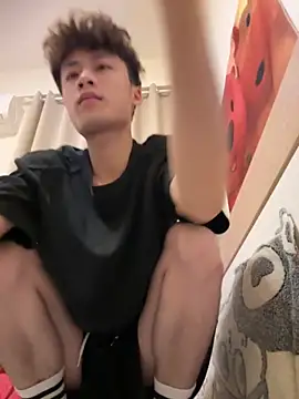 Snapshot of sexyboy-3525 chatting on 04-07-26, 04:42 sexyboy-3525 online show from 04-07-26, 04:42