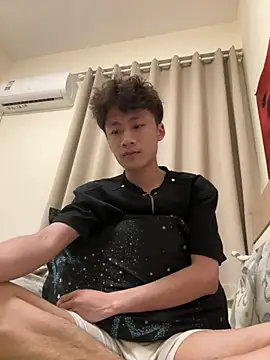 Snapshot of sexyboy-3525 chatting on 04-01-26, 02:58 sexyboy-3525 online show from 04-01-26, 02:58