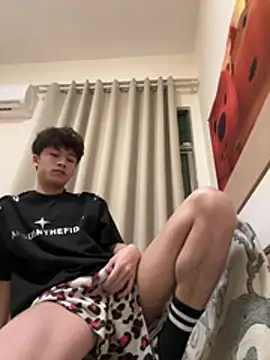 sexyboy-3525 online show from 06-24-26, 03:21