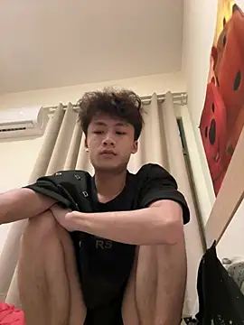 Snapshot of sexyboy-3525 chatting on 04-11-26, 05:48 sexyboy-3525 online show from 04-11-26, 05:48
