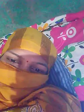 Snapshot of riyaa_sexyy chatting on 04-23-26, 12:22 riyaa sexyy online show from 04-23-26, 12:22