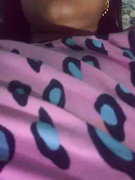 Snapshot of riyaa_sexyy chatting on 05-08-26, 04:44 riyaa sexyy online show from 05-08-26, 04:44