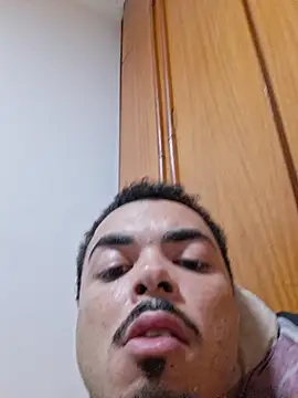 Snapshot of principebaiano chatting on 06-26-26, 06:03 principebaiano online show from 06-26-26, 06:03