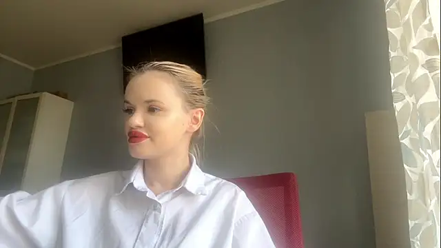 NikaFoster online show from 04-04-26, 10:22