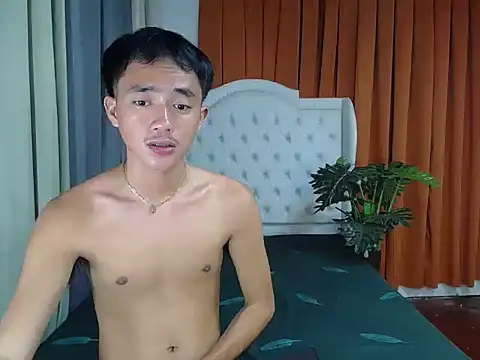  Creamy cock online show from 04-11-26, 08:12