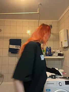 devilinhereyes online show from 04-12-26, 01:58