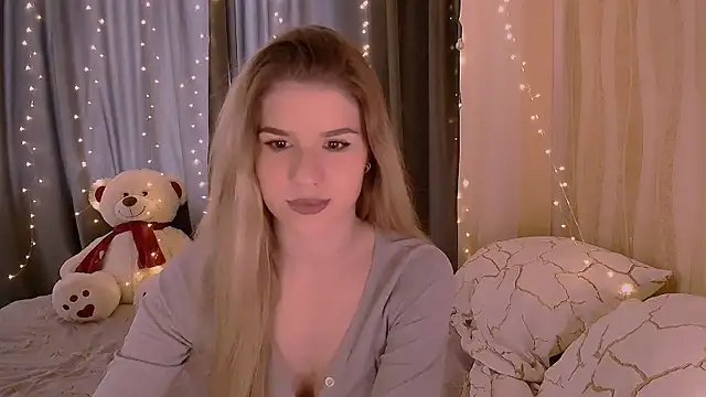 Alisa Swan  online show from 05-06-26, 02:54