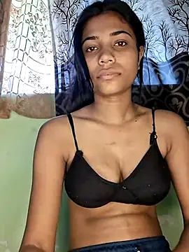 Snapshot of sexy__Valentine chatting on 05-17-26, 07:08 sexy Valentine online show from 05-17-26, 07:08