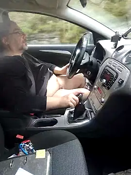 Ausreissender online show from 03-31-26, 12:29