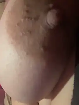 Naanuu1909 online show from 04-06-26, 03:35