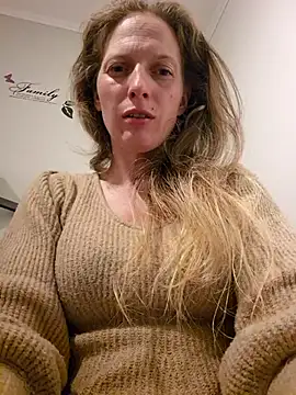 BlondeXtar online show from 04-04-26, 08:59