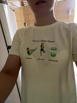 Cristal Ruivinha online show from 04-10-26, 02:02