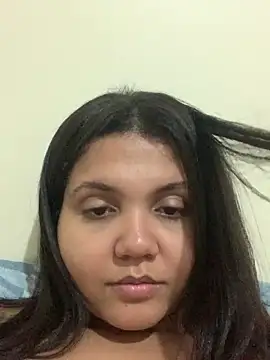 Snapshot of viviboraaaa chatting on 06-19-26, 04:29 viviboraaaa online show from 06-19-26, 04:29