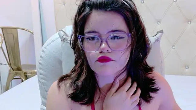 Snapshot of Alexa_Missfortune chatting on 04-08-26, 10:22 Alexa Missfortune online show from 04-08-26, 10:22