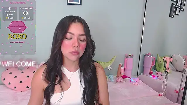 Snapshot of MissDulceRose chatting on 04-15-26, 12:16 MissDulceRose online show from 04-15-26, 12:16