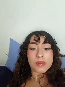 Icys Luna online show from 04-03-26, 10:49